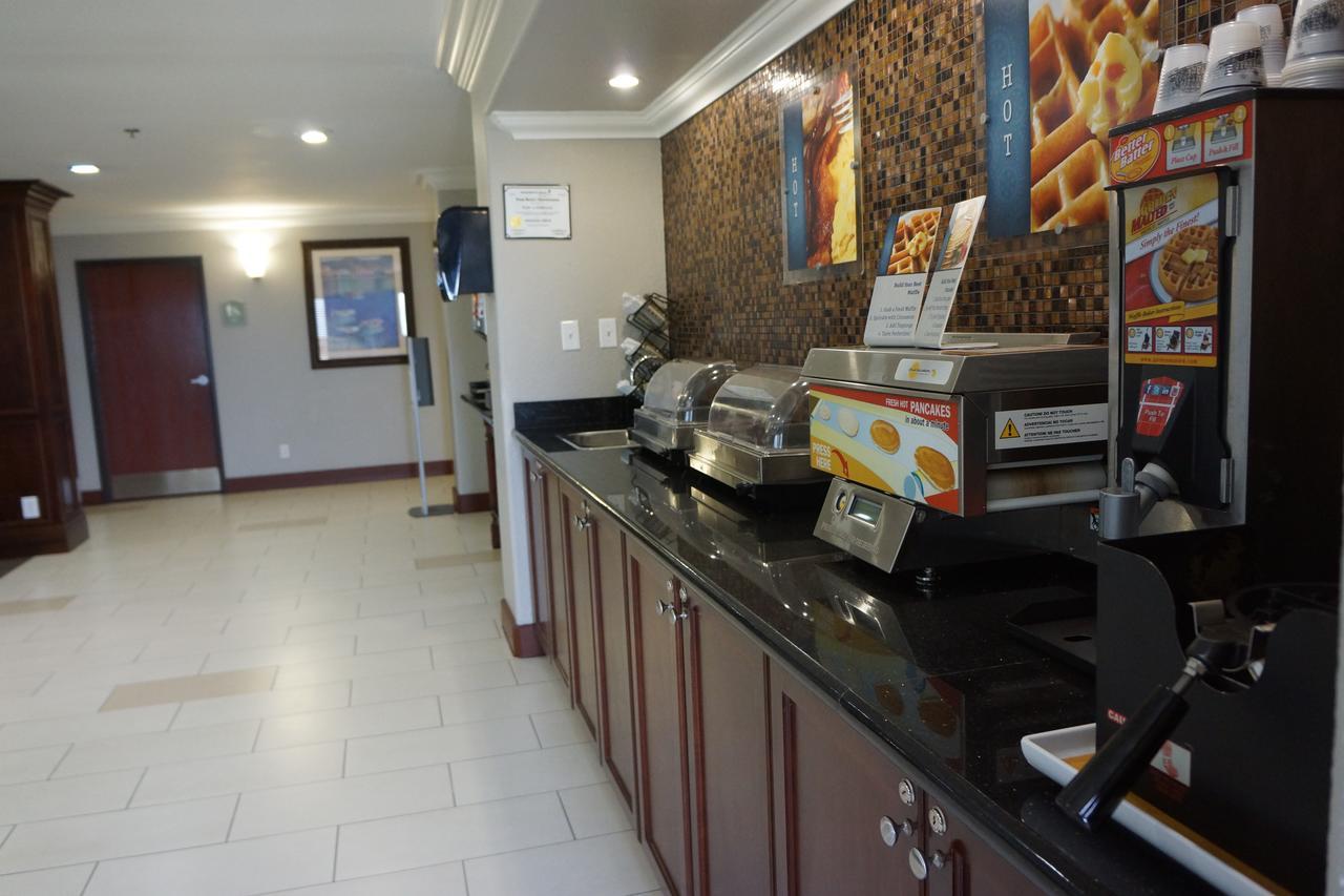 Best Western Isabelle Court Galliano Exterior photo